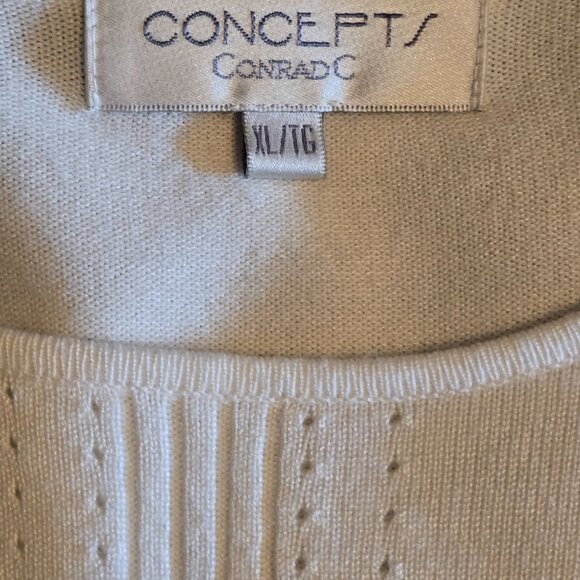 Concepts Conrad C long sleeve top - Picture 2 of 2